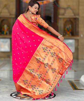 Pink elegant art silk woven saree with rich zari border 2