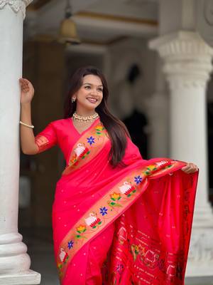 Pink elegant art silk woven saree with rich zari border 3