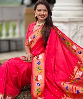 Pink elegant art silk woven saree with rich zari border 5