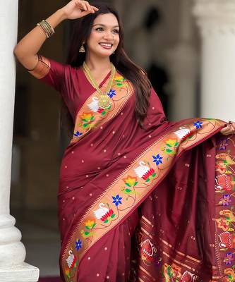 Maroon elegant art silk woven saree with rich zari border 3