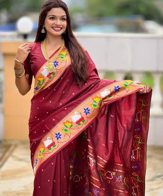 Maroon elegant art silk woven saree with rich zari border 4