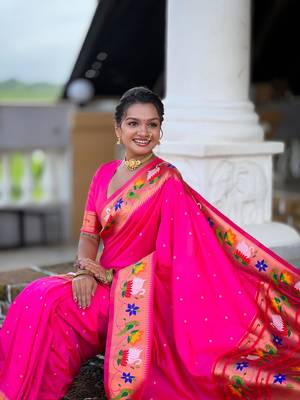 Pink elegant art silk woven saree with rich zari border 5