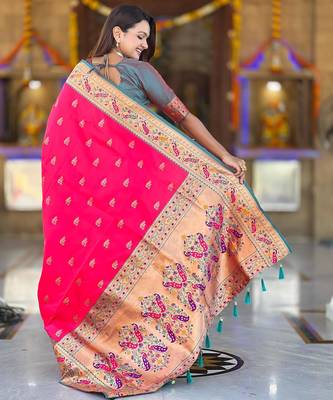 Pink elegant art silk woven saree with rich zari border 2
