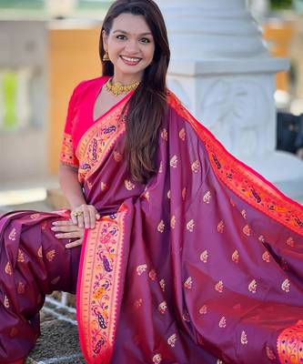 Wine elegant art silk woven saree with rich zari border 5