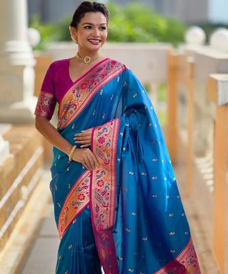 Turquoise elegant art silk woven saree with rich zari border 4