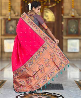 Pink elegant art silk woven saree with rich zari border 2