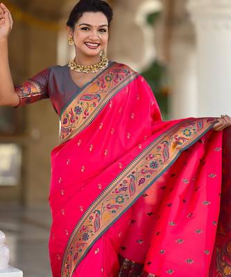 Pink elegant art silk woven saree with rich zari border 4