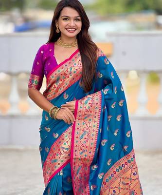 Turquoise elegant art silk woven saree with rich zari border 4