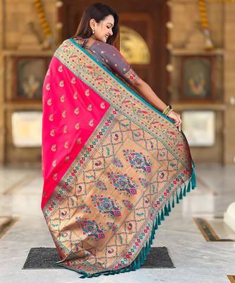 Pink elegant art silk woven saree with rich zari border 2