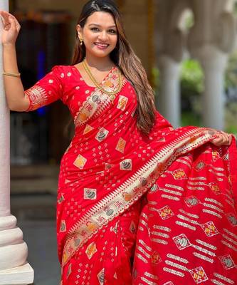 Red elegant art silk woven saree with rich zari border 3