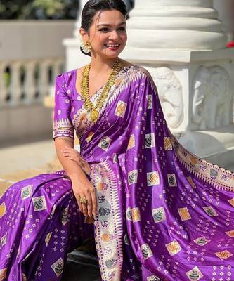 Violet elegant art silk woven saree with rich zari border 5