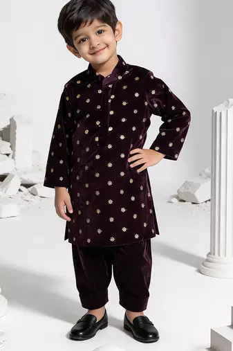 kids purple embroidered velvet kurta pajama set