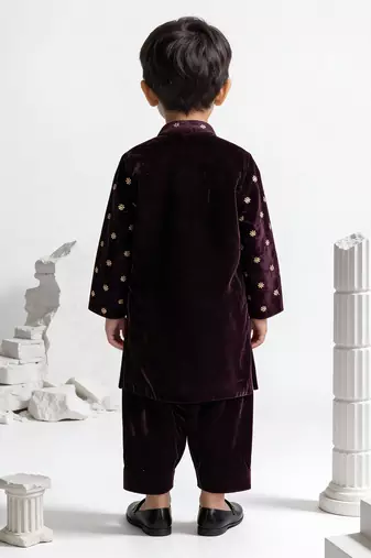 kids purple embroidered velvet kurta pajama set