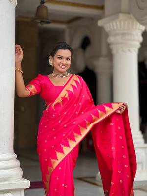 Pink elegant art silk woven saree with rich zari border 3