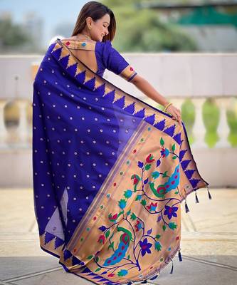 navy blue elegant art silk woven saree with rich zari border 2
