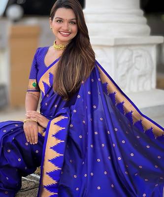 navy blue elegant art silk woven saree with rich zari border 5