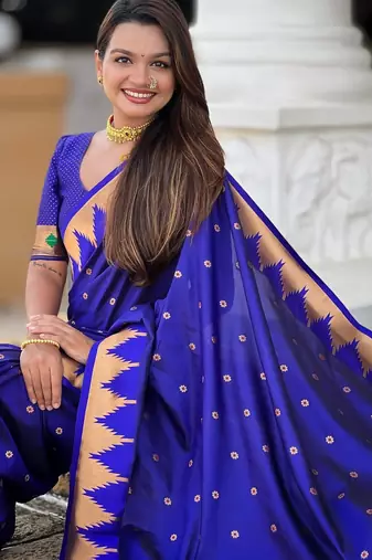 navy blue elegant art silk woven saree with rich zari border