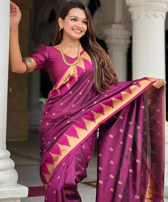 Wine elegant art silk woven saree with rich zari border 3