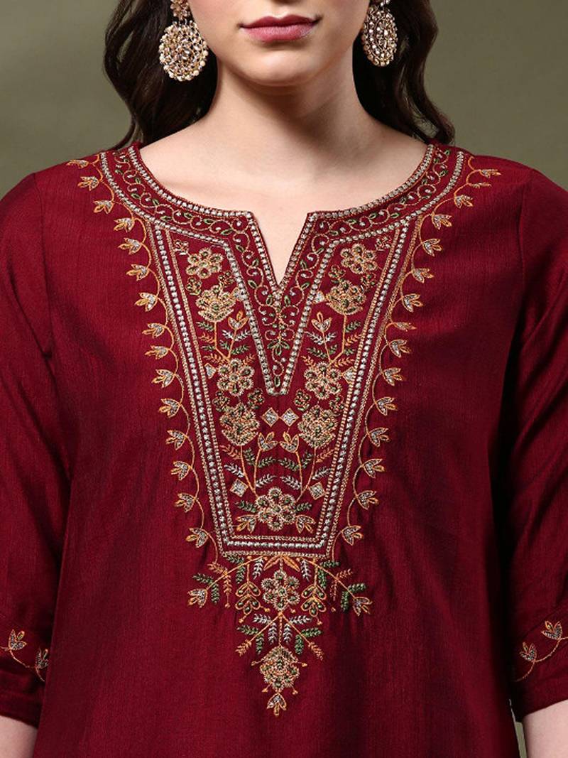 Floral embroidered flared sleeves thread work kurta