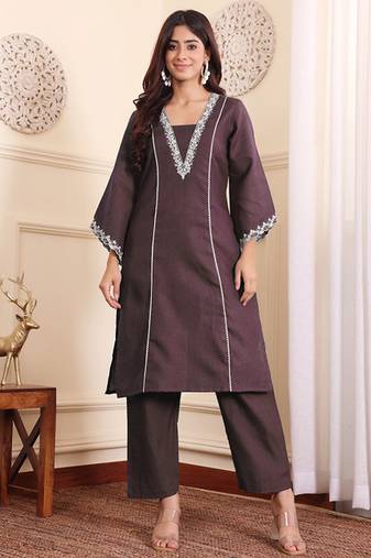 V-neck embroidered thread work straight kurta with trousers