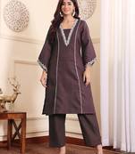 V-neck embroidered thread work straight kurta with trousers
