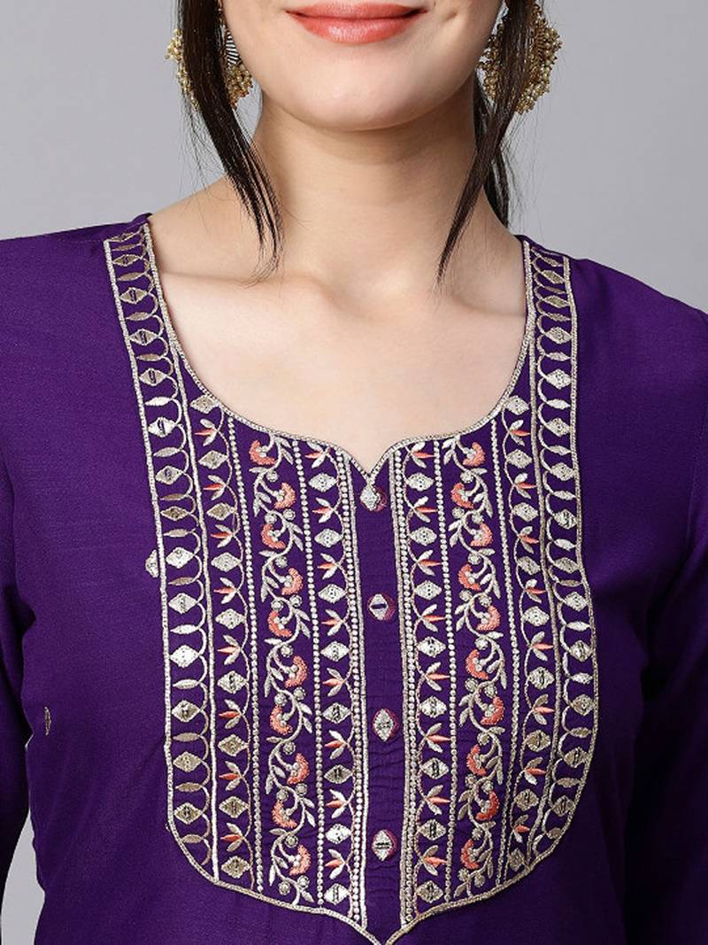 Floral embroidered regular kurta with trousers & dupatta