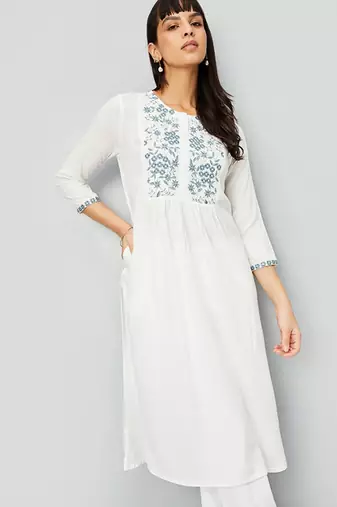 Floral round nek regular sleeves embroidered kurta