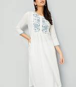 Floral round nek regular sleeves embroidered kurta