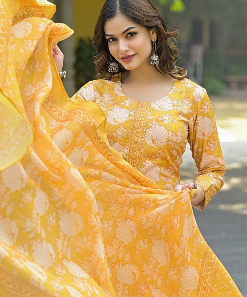 Floral printed regular kurta with trousers & with dupatta