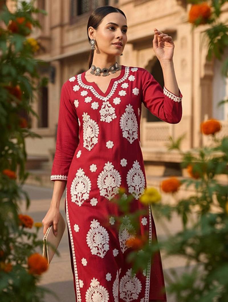 Round neck thread work straight kurta