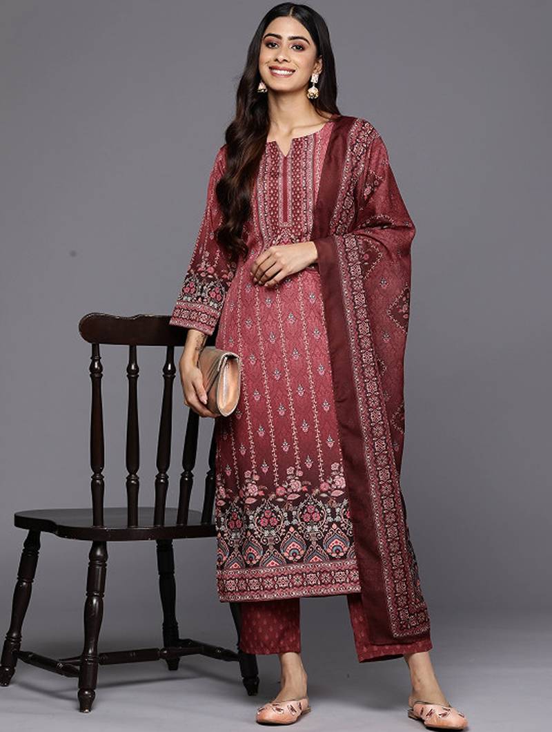 Floral printed notch-neck kurta with trousers and dupatta