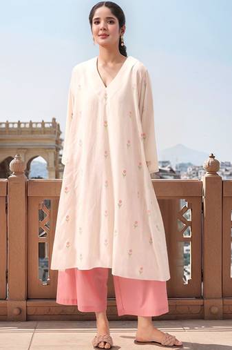 Floral printed v-neck three-quarter sleeves a-line kurta with palazzos