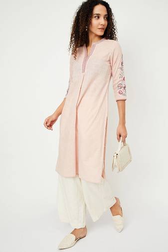 Floral embroidered mandarin collar thread work straight cotton kurta