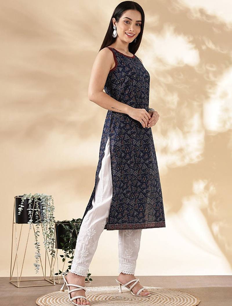 Navy blue geometric printed boat neck straight kurta