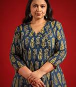 Navy blue & green ethnic motifs printed cotton kurta