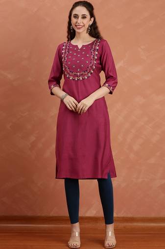 Floral embroidered flared sleeves thread work kurta