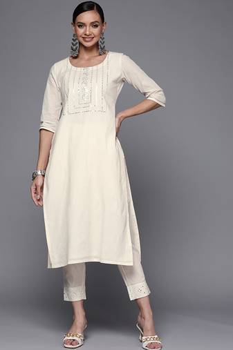 Off white yoke design mirror work kurta