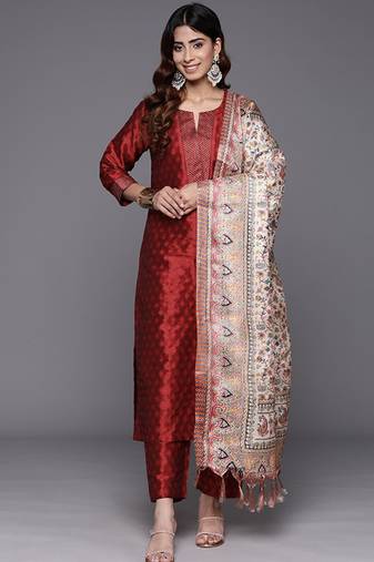 Maroon zari work textured kurta with trouser and printed dupatta