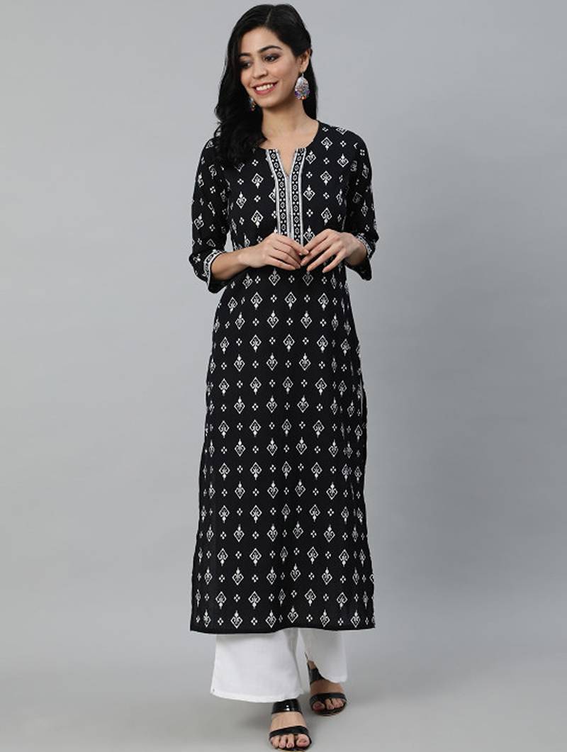Black ethnic motifs printed cotton kurta