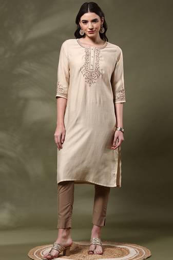 Floral yoke design thread work round neck straight kurta
