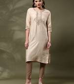 Floral yoke design thread work round neck straight kurta