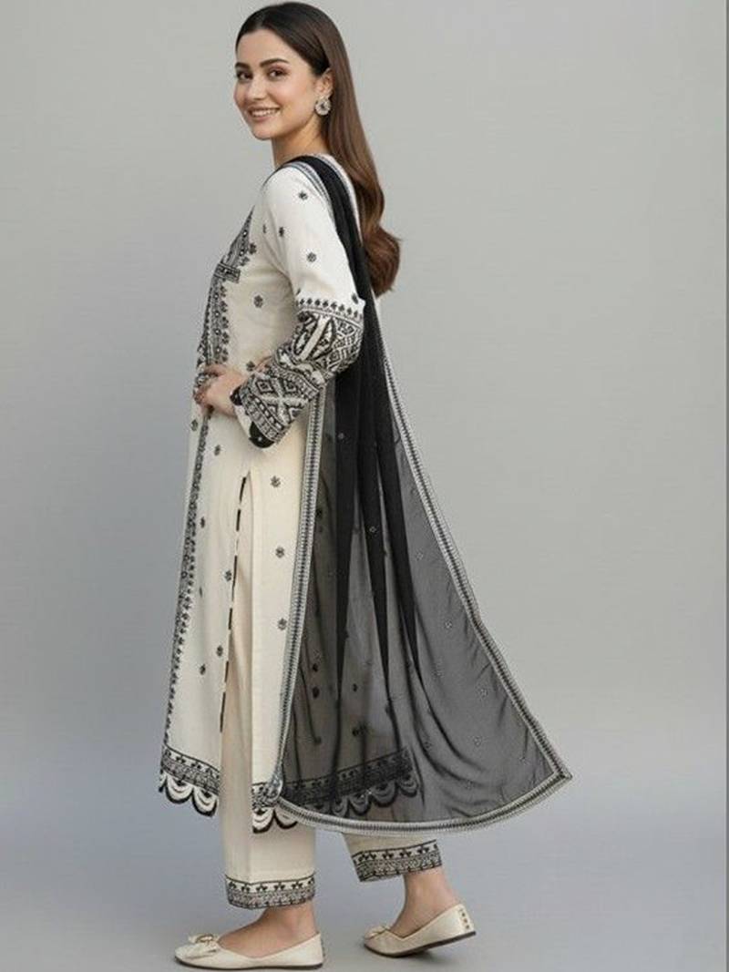 Ethnic motifs embroidered regular thread work kurta with trousers & with dupatta
