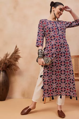 Navy blue ethnic motifs printed cotton straight kurta