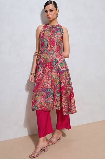 Printed kurta with pyjamas