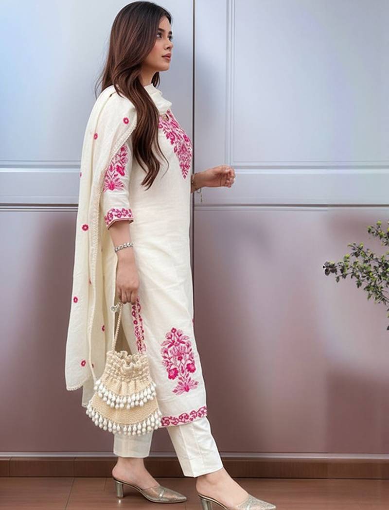 Ethnic motifs embroidered regular thread work kurta with trousers & with dupatta
