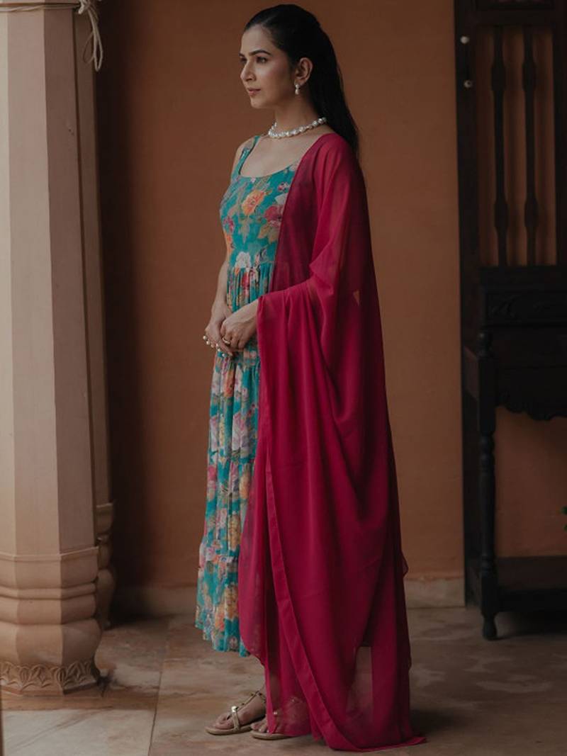 Floral printed tiered kurta with trousers & with dupatta