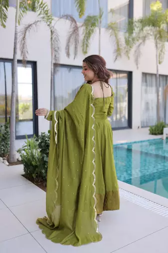 Green mirror lace work mul chanderi kurta set