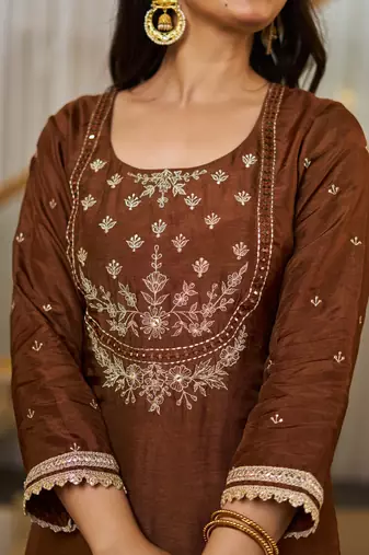Elegant vichitra silk kurta pant set with organza dupatta solidethnic wear for women