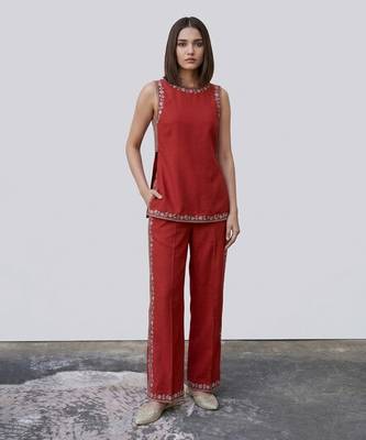 Red embroidered raw silk co ord set 1