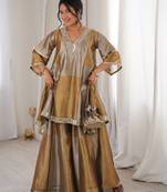 Readymade two-tone top-bottom set with mirror work & batwa